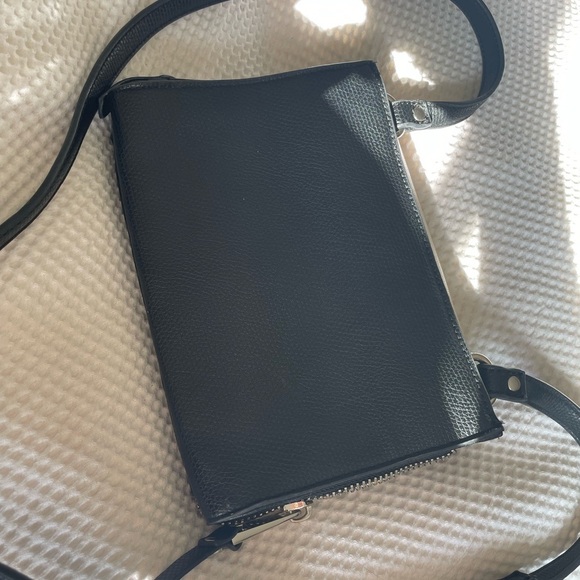 Aldo Black and Cream Crossbody Bag - Picture 5 of 6